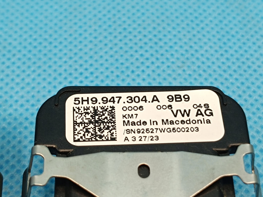 CUPRA LEON AVANT 2.0 TFSI 140KW 2024 R LED LAMP CABIN INTERIOR LEFT