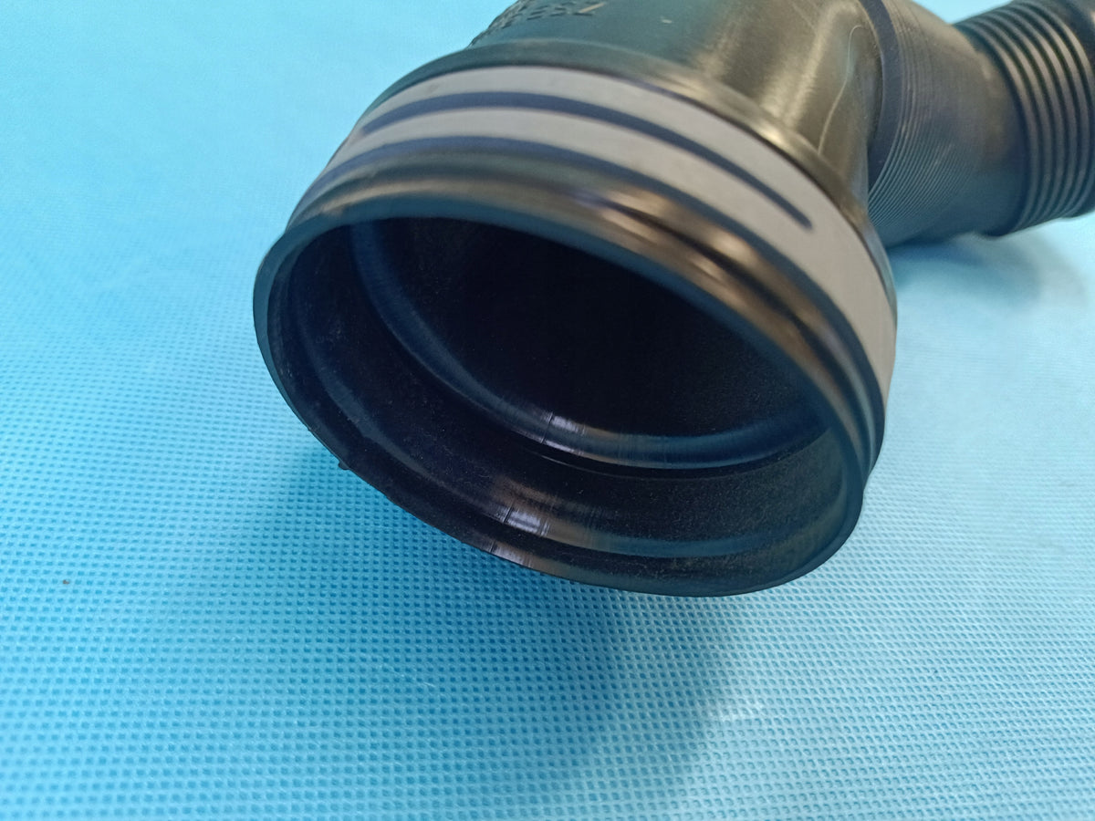 CUPRA LEON AVANT 2.0 TFSI 140KW 2024 R PIPE AIR HOSE 5WA129654A