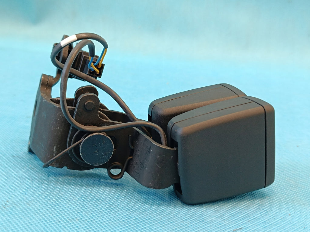 CUPRA LEON COMBI 2,0 TFSI 221KW 2023 R BELT CLIP CLASP REAR 5FA857739