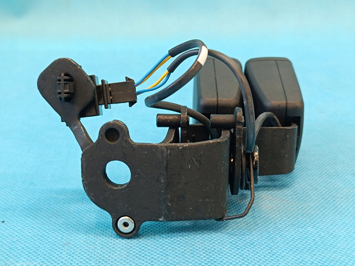CUPRA LEON COMBI 2,0 TFSI 221KW 2023 R BELT CLIP CLASP REAR 5FA857739