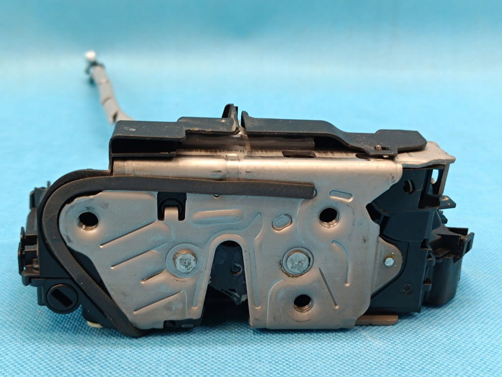 CUPRA LEON COMBI 2,0 TFSI 221KW 2023 R DOOR LOCK RIGHT REAR 5TA839016P
