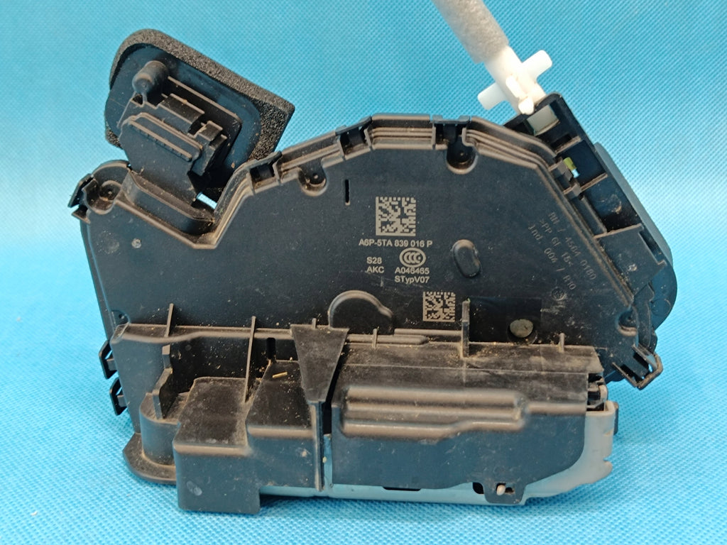 CUPRA LEON COMBI 2,0 TFSI 221KW 2023 R DOOR LOCK RIGHT REAR 5TA839016P