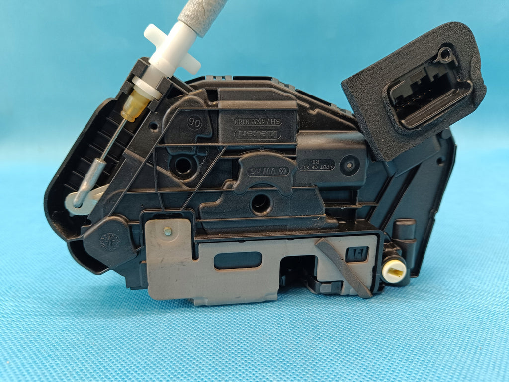 CUPRA LEON COMBI 2,0 TFSI 221KW 2023 R DOOR LOCK RIGHT REAR 5TA839016P