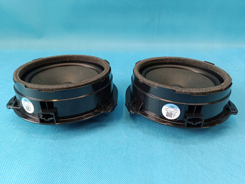 CUPRA LEON COMBI 2,0 TFSI 221KW 2023 R DOOR SPEAKER REAR 4K9035411A