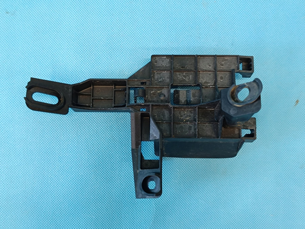 CUPRA LEON COMBI 2,0 TFSI 221KW 2023 R RADAR MOUNT 5FE955776A