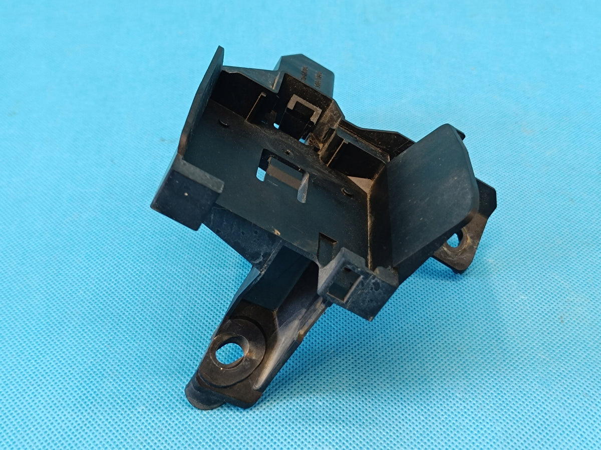 CUPRA LEON COMBI 2,0 TFSI 221KW 2023 R RADAR MOUNT 5FE955776A