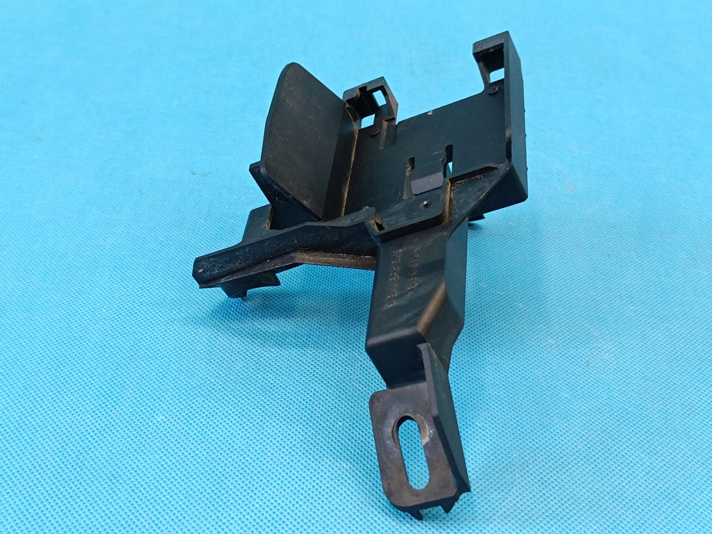 CUPRA LEON COMBI 2,0 TFSI 221KW 2023 R RADAR MOUNT 5FE955776A