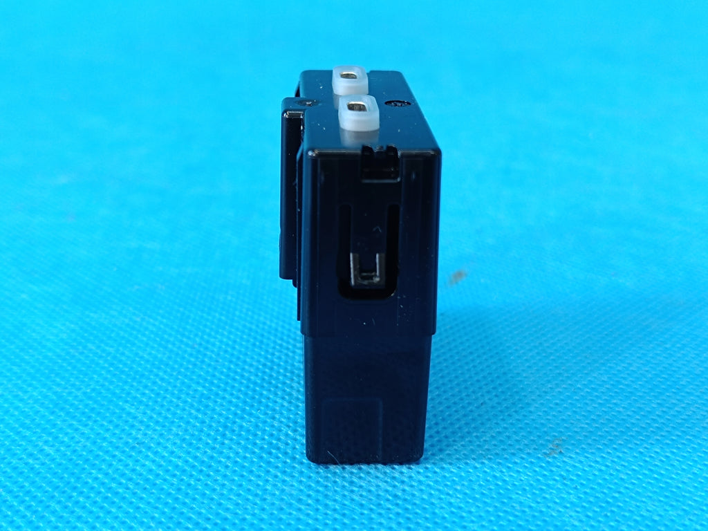 CUPRA LEON COMBI 2,0 TFSI 221KW 2023 R USB TYPE C DUAL CHARGER 3G5035954A