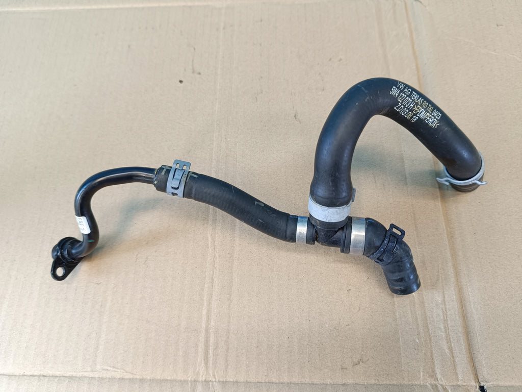 CUPRA LEON COMBI 2,0 TFSI 221KW 2023 R WATER LINES 5WA122073H 06Q121065C
