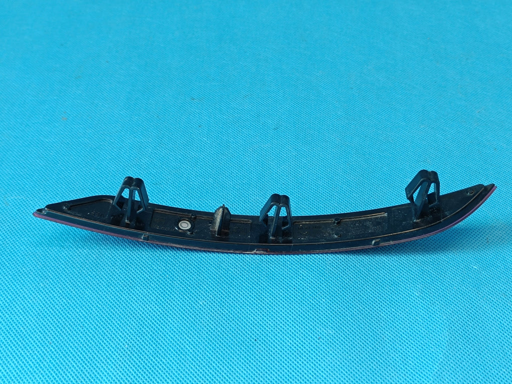 CUPRA LEON COMBI 2,0 TFSI 221KW 2023R BUMPER REFLECTOR RIGHT REAR 5FE945106A