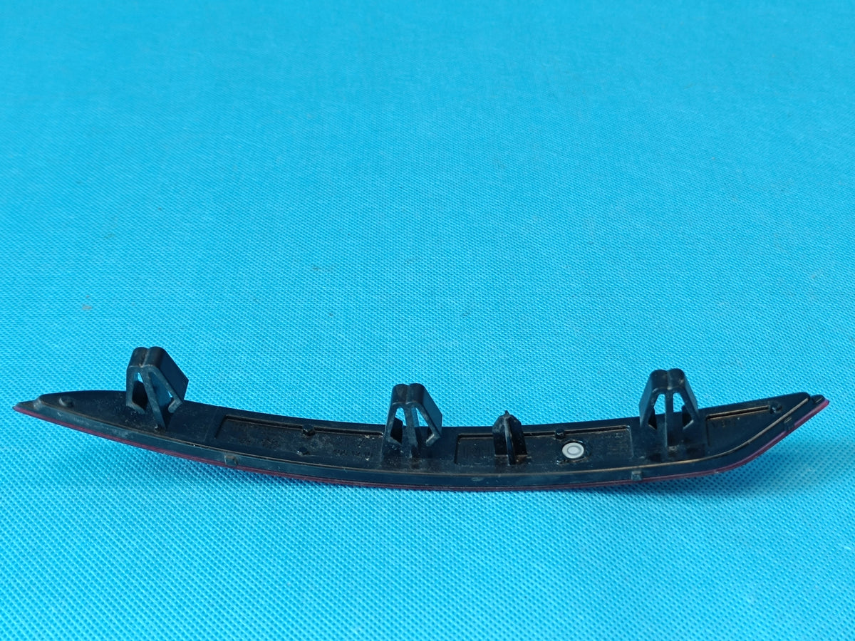 CUPRA LEON COMBI 2,0 TFSI 221KW 2023R BUMPER REFLECTOR RIGHT REAR 5FE945106A