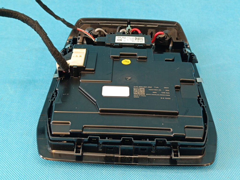 CUPRA LEON COMBI 2,0 TFSI 221KW 2023R LAMP CABIN LIGHTING 5H0959561BM
