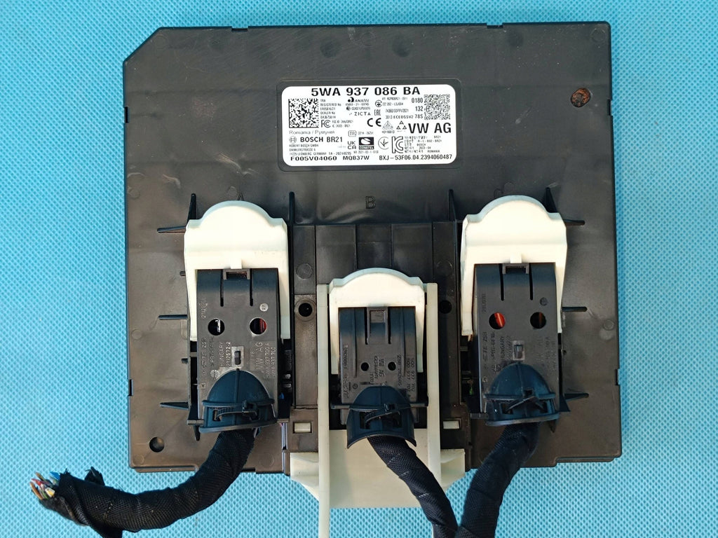 CUPRA LEON COMBI 2,0 TFSI 221KW COMFORT MODULE 5WA937086BA