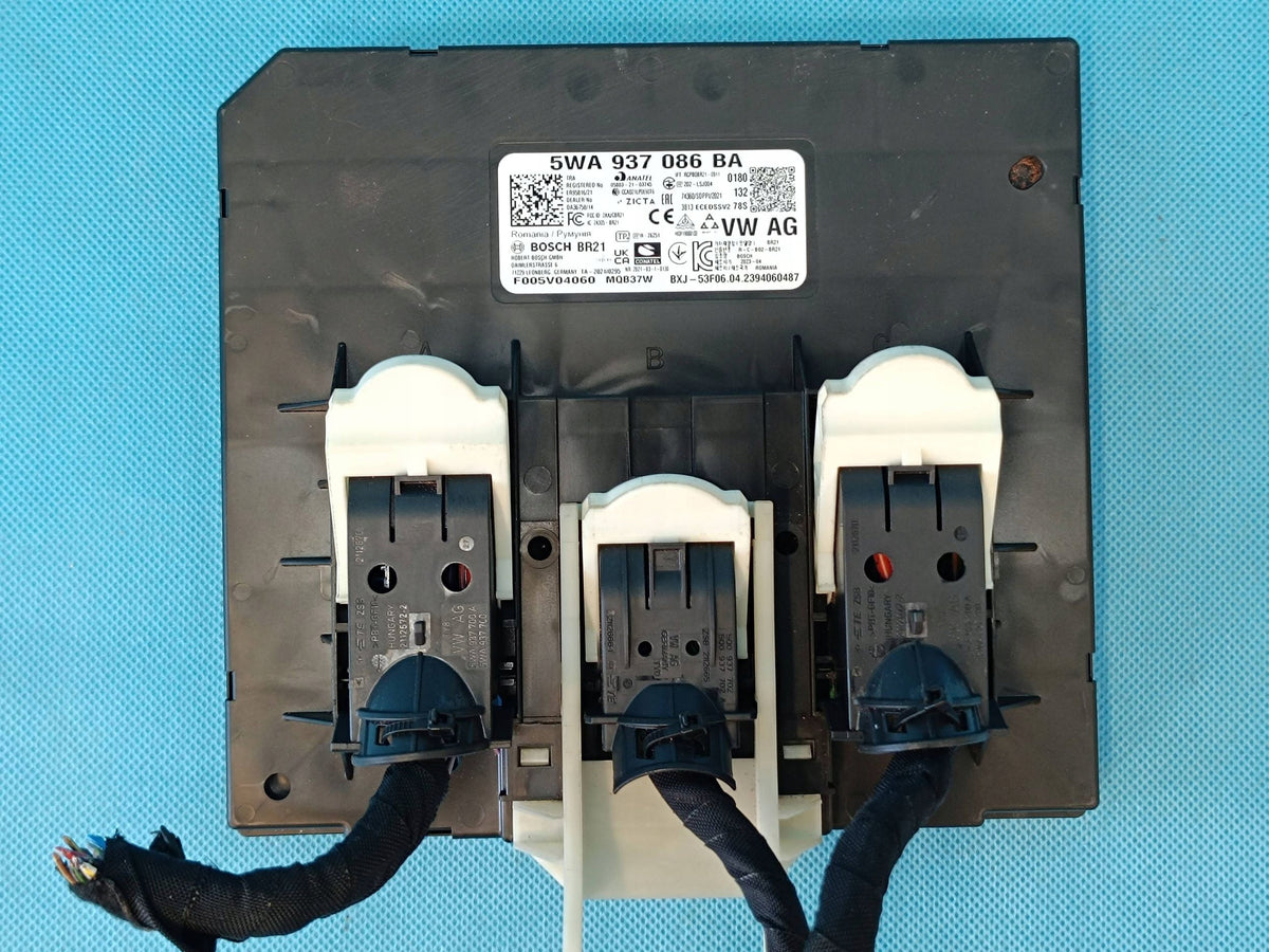 CUPRA LEON COMBI 2,0 TFSI 221KW COMFORT MODULE 5WA937086BA