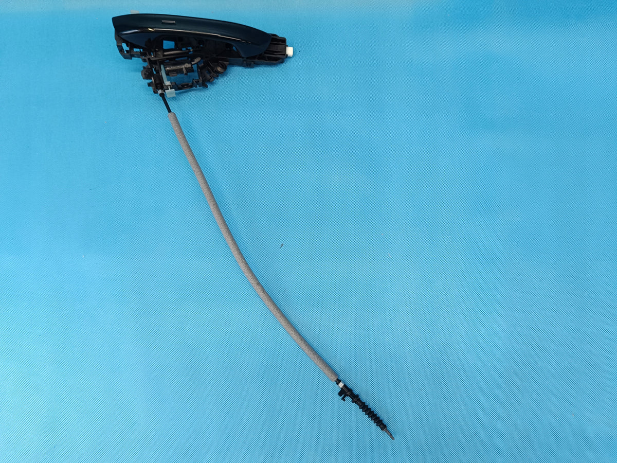 CUPRA LEON COMBI 2,0 TFSI 23R DOOR HANDLE KESSY LY9T RIGHT FRONT 5FA837206