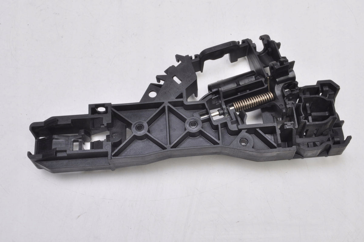 CUPRA LEON HANDLE MOUNT 5H0837885C LEFT FRONT