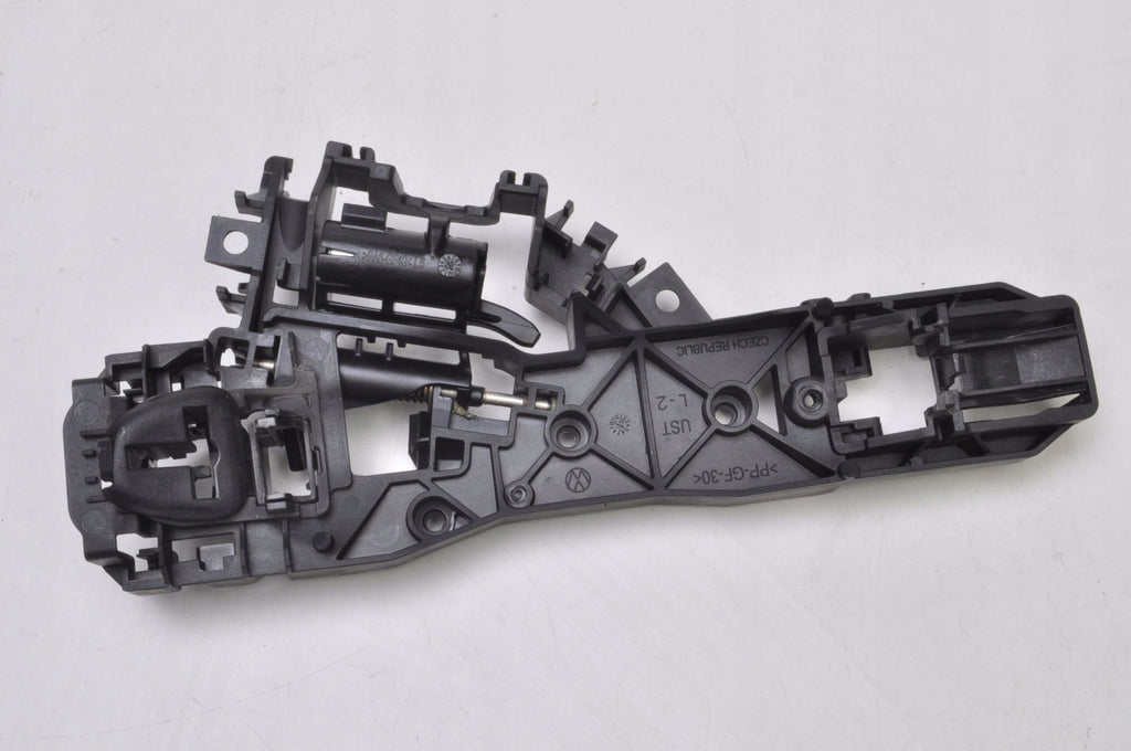CUPRA LEON HANDLE MOUNT 5H0837885C LEFT FRONT