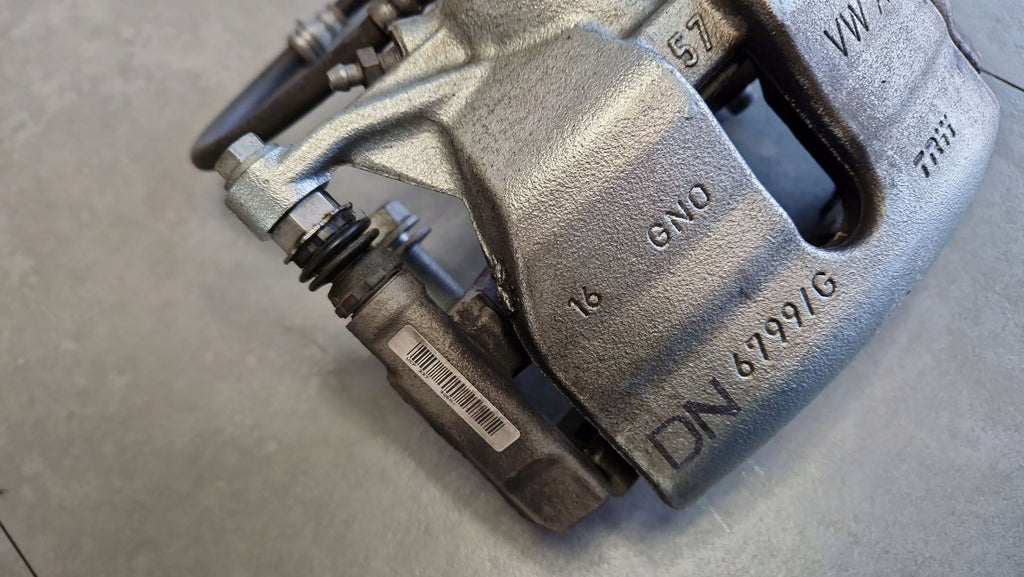 Cupra Ateca Brake caliper right front 3Q0106N
