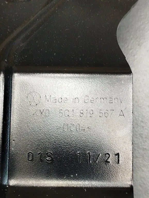 Cupra Formentor BRACKET MOUNT 5Q1819567A