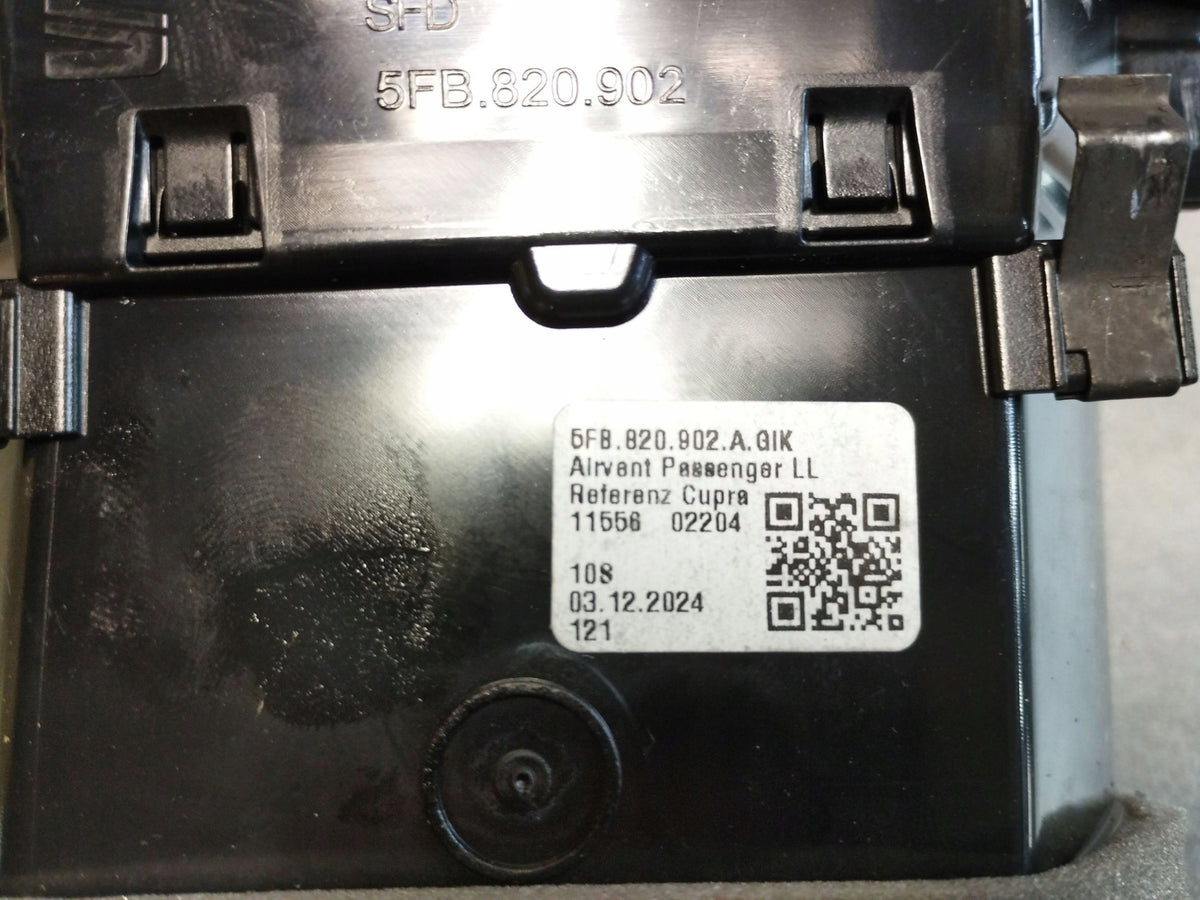 Cupra Formentor Side Air Vent Board 5FB820902A