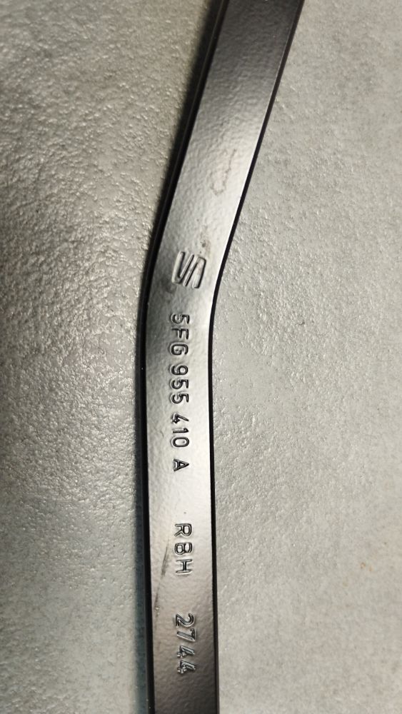 Cupra Formentor Windshield Wiper Arm Right 5FG955410A