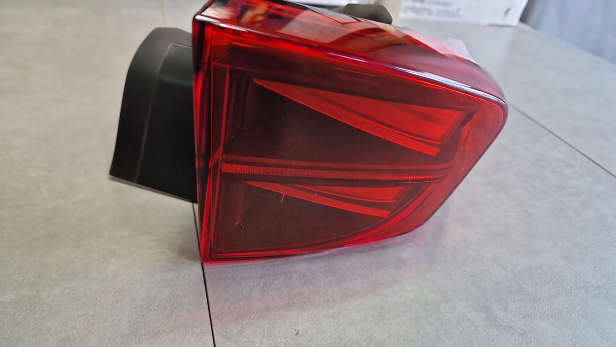Cupra Formentor lift Lamp right rear led 5FF945208A