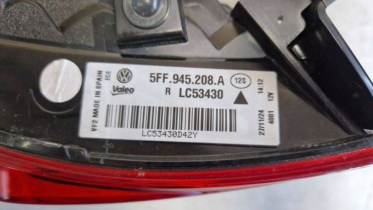 Cupra Formentor lift Lamp right rear led 5FF945208A