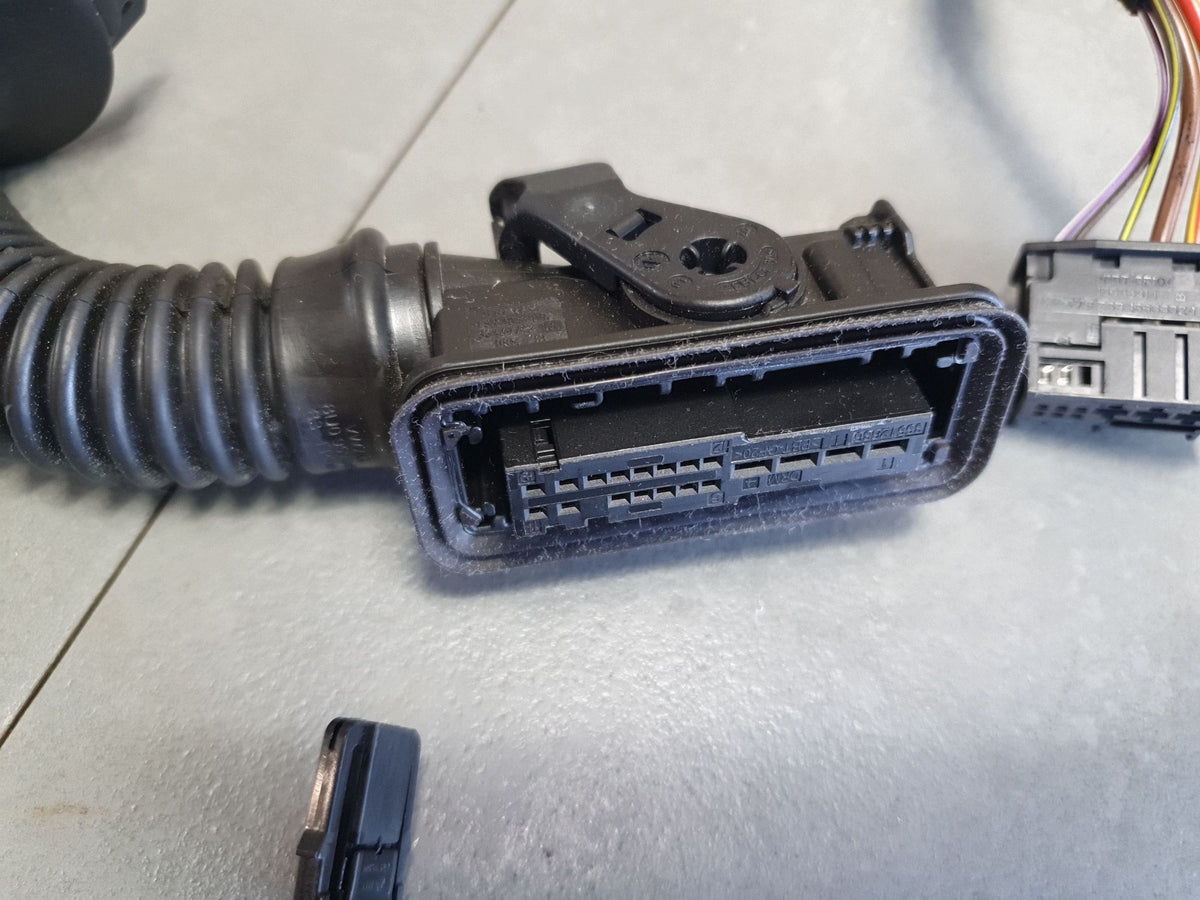 Cupra Leon IV Kombi Door harness left rear 5FA971161H