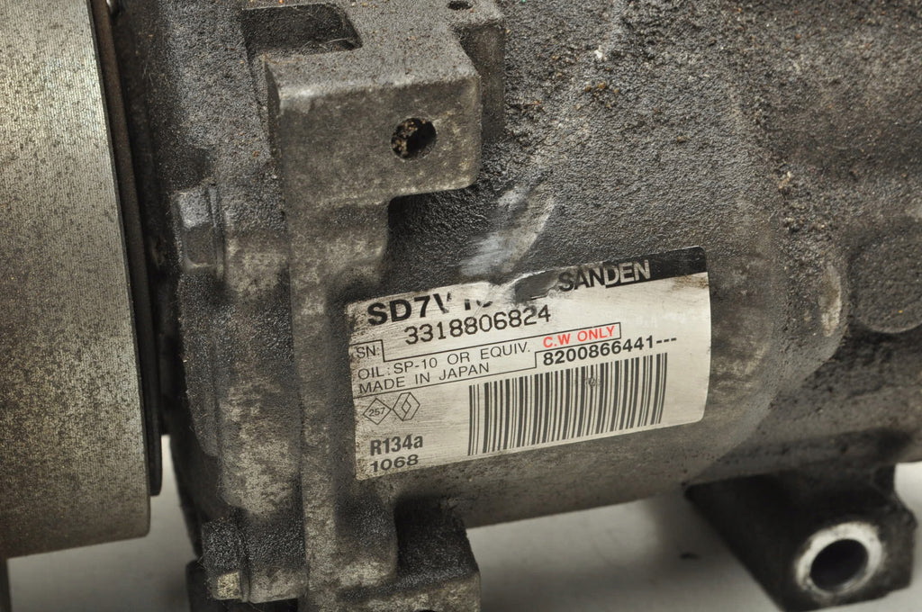 DACIA SANDERO 1.6 AIR CONDITIONING COMPRESSOR 8200866441