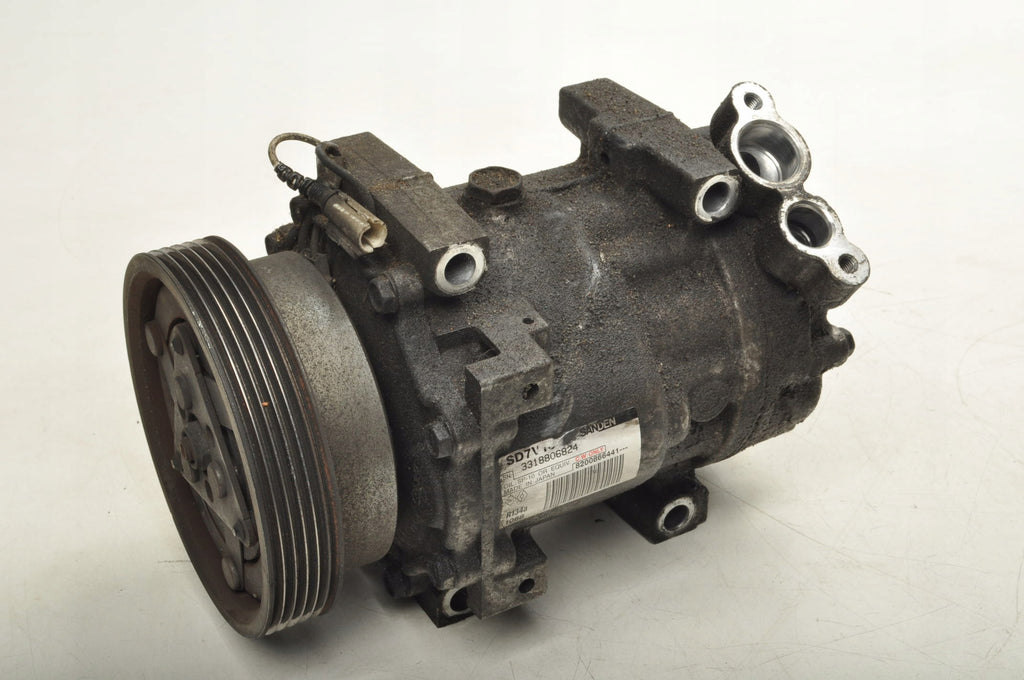 DACIA SANDERO 1.6 AIR CONDITIONING COMPRESSOR 8200866441