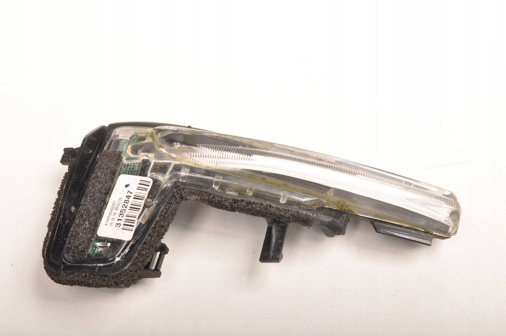 DIRECTION INDICATOR RIGHT VOLVO XC90 II 31385686