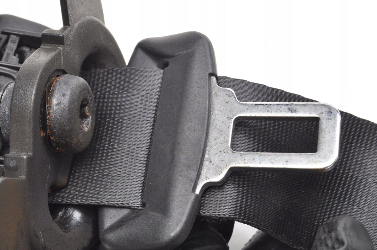 DISCOVERY SPORT L550 SEAT BELT RIGHT REAR 2 ROW FK72-611B68-AG