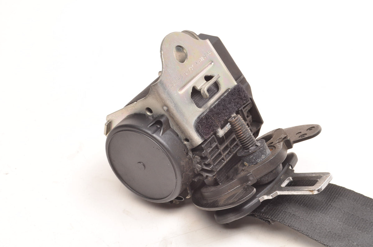 DISCOVERY SPORT L550 SEAT BELT RIGHT REAR 2 ROW FK72-611B68-AG