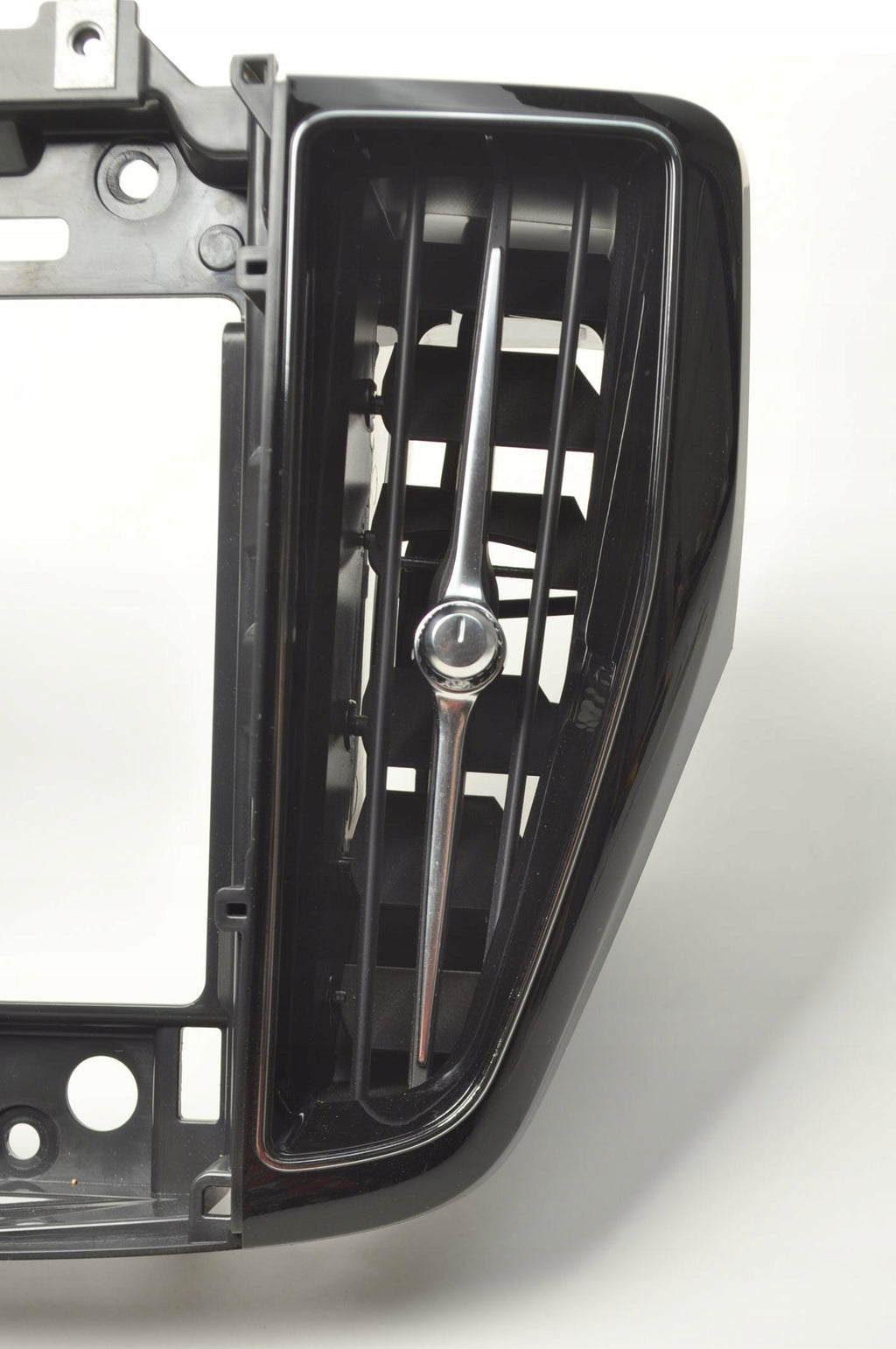 DISPLAY FRAME VOLVO XC60 II 31417742 31417738
