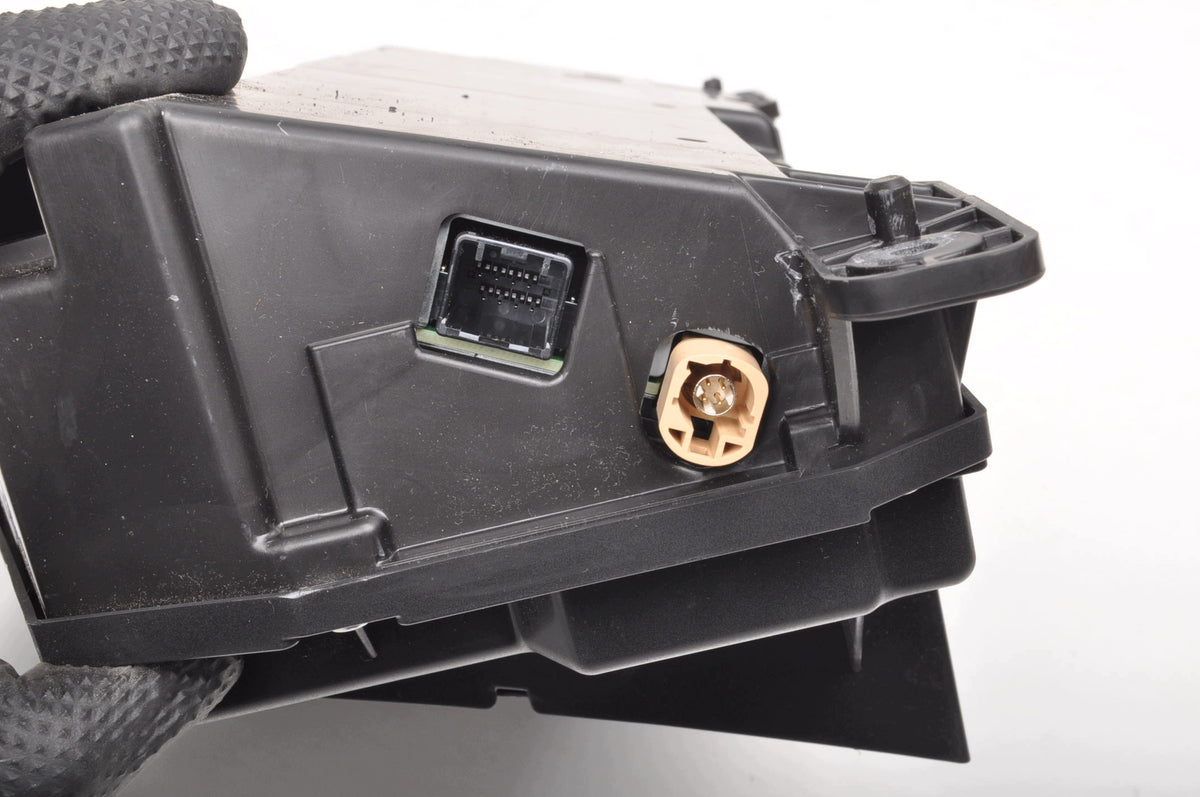 DISPLAY HEAD UP VOLVO XC60 II 32300228 UK