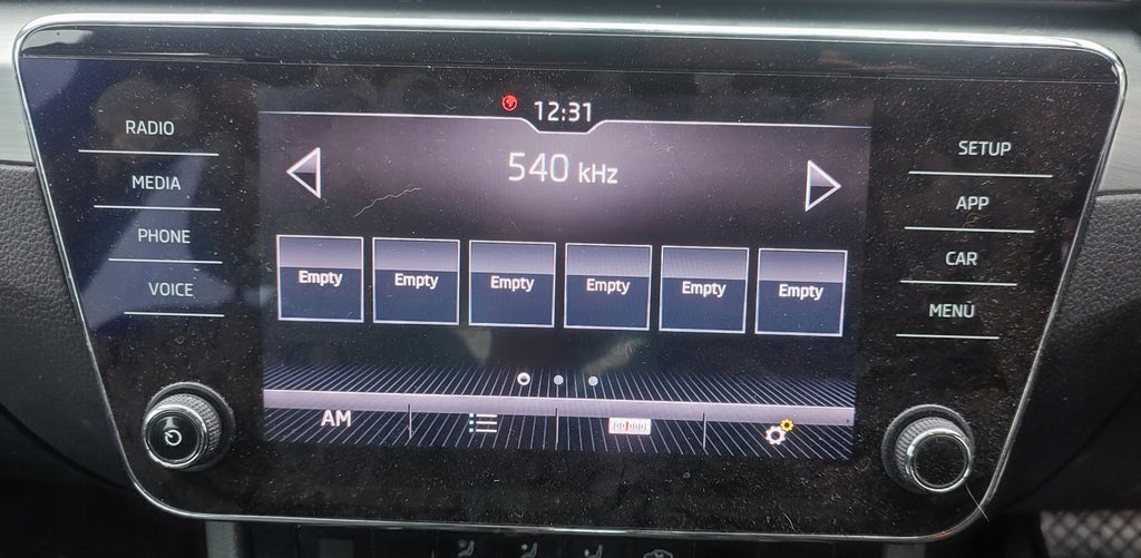 DISPLAY RADIO NAVIGATION SCREEN SKODA SUPERB III 3V0919605E