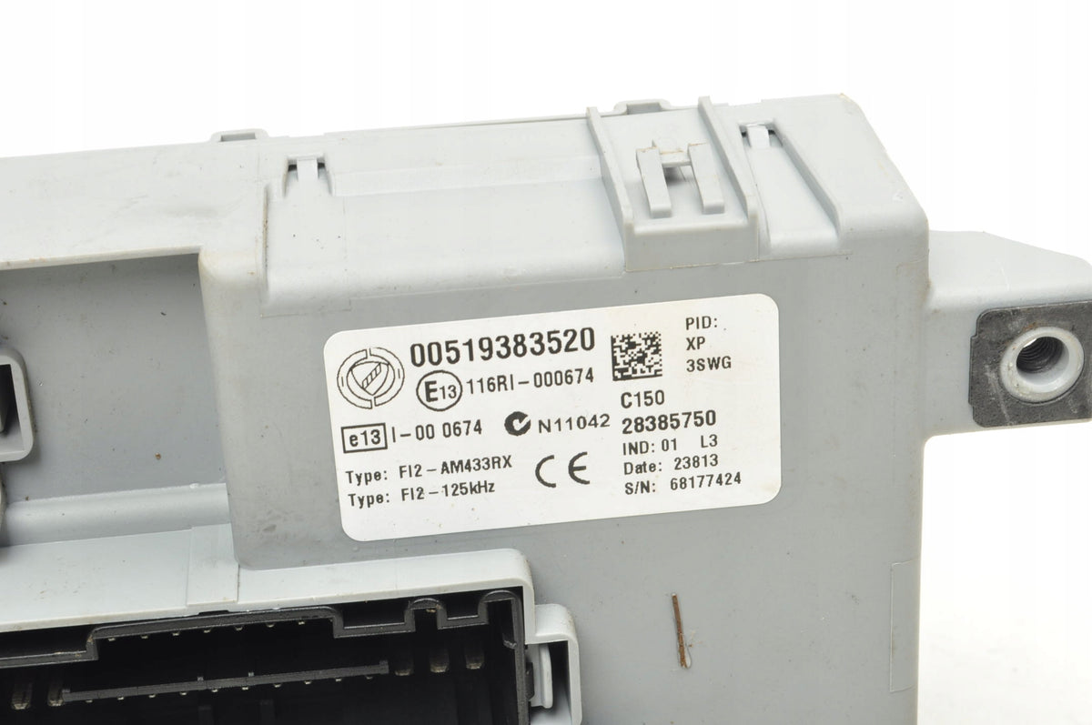 DOBLO D OPEL COMBO D 1.3 CDTI FUSE BOX 00519383520