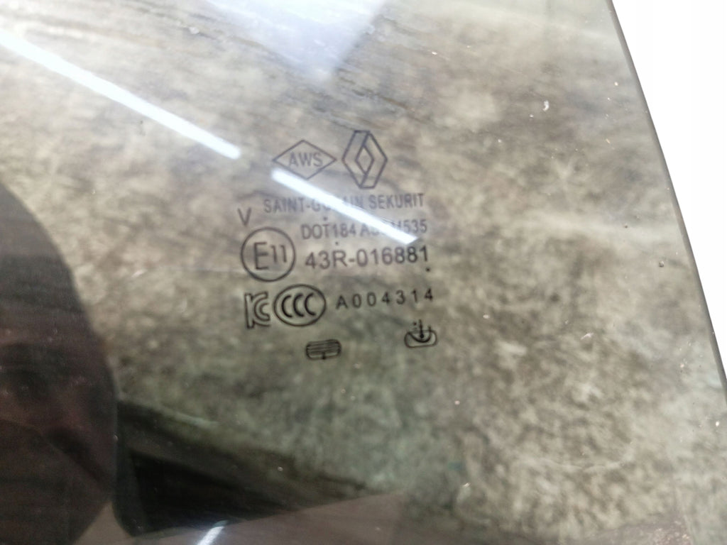 DOOR GLASS RIGHT REAR RENAULT ARCANA