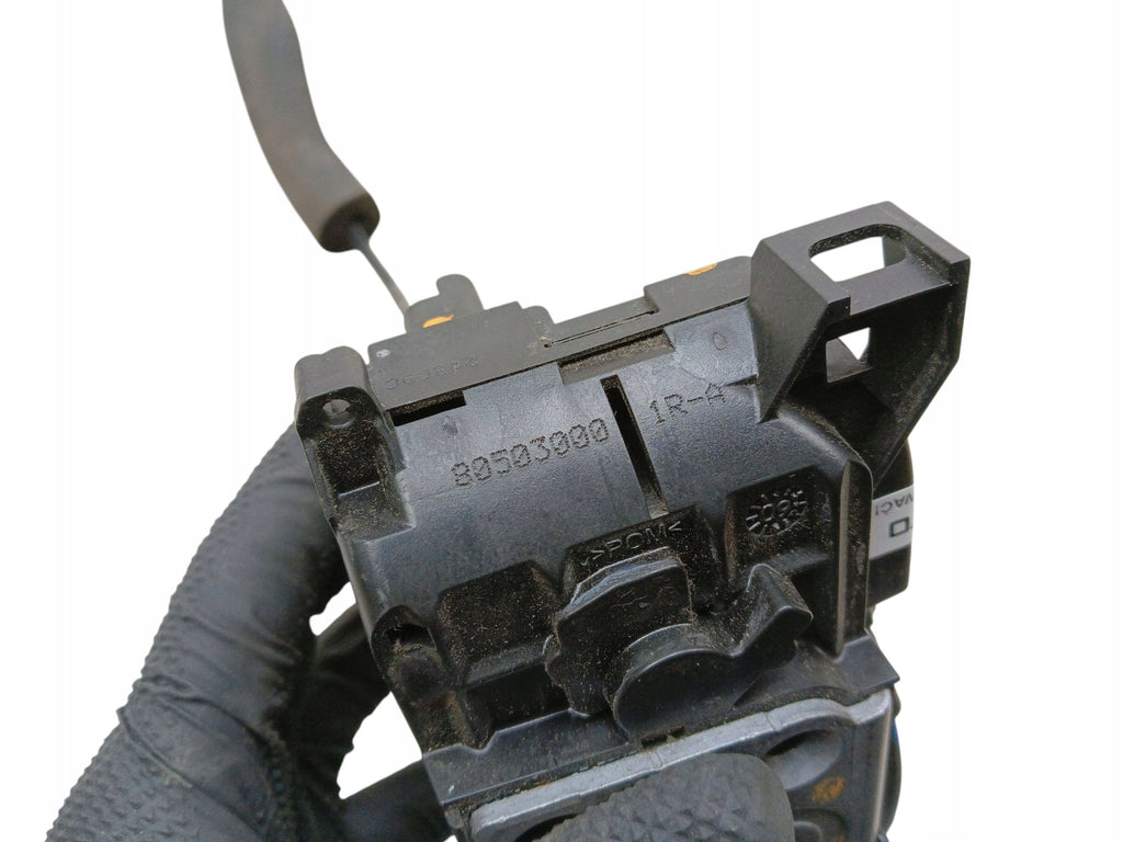 DOOR LOCK LEFT FRONT 4 PIN RENAULT MEGANE III 805030001R
