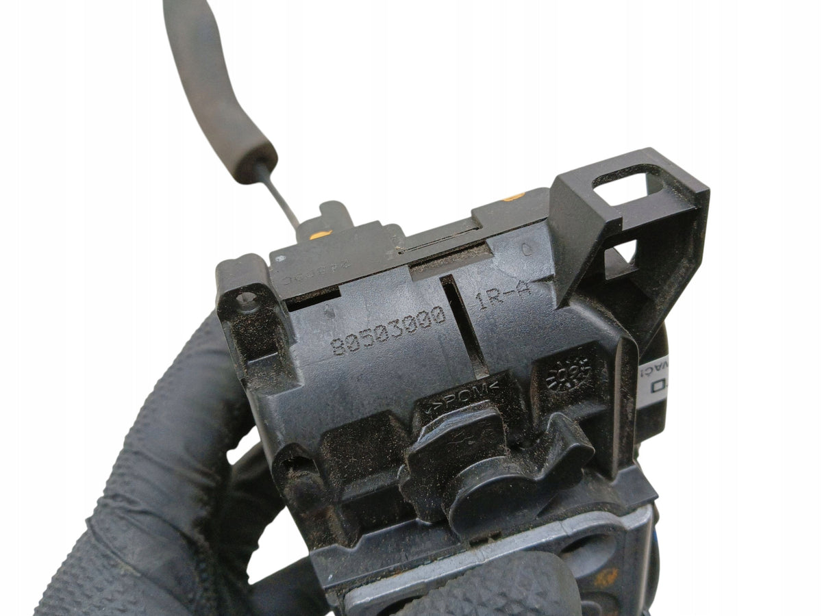 DOOR LOCK LEFT FRONT 4 PIN RENAULT MEGANE III 805030001R