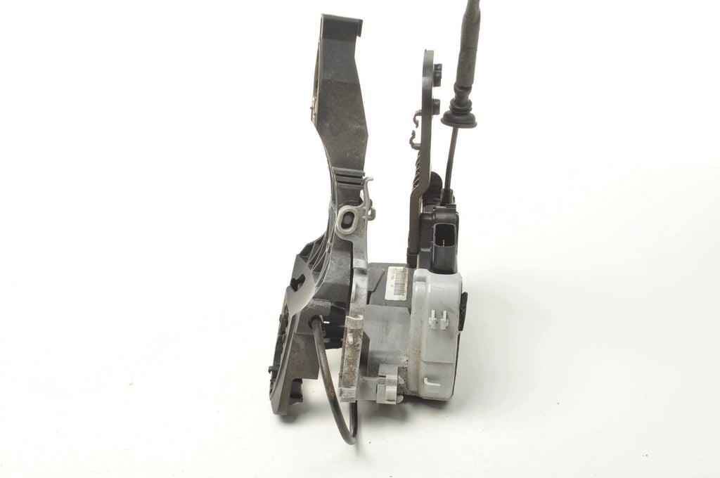 DOOR LOCK LEFT FRONT KIA VENGA 81310-1P060 100001293 7PIN HB 5D