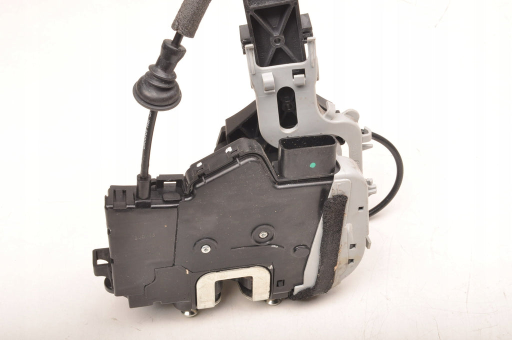 DOOR LOCK RIGHT FRONT HYUNDAI IX20 81320-1K040 7 PIN HB 5D
