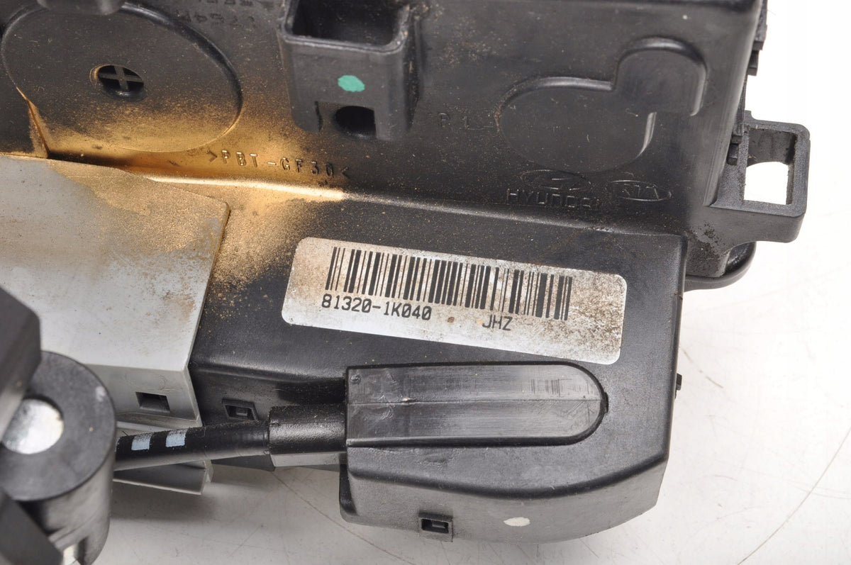 DOOR LOCK RIGHT FRONT HYUNDAI IX20 81320-1K040 7 PIN HB 5D