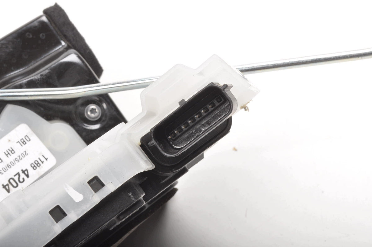 DOOR LOCK RIGHT FRONT MG ZS II 11884204 2025 8 PIN UK
