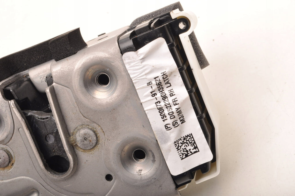 DOOR LOCK RIGHT FRONT Tesla MODEL 3 1500673-91-B