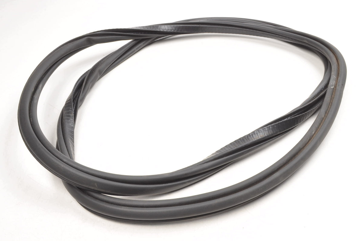 DOOR SEAL RIGHT FRONT VOLVO XC40 II 32229214