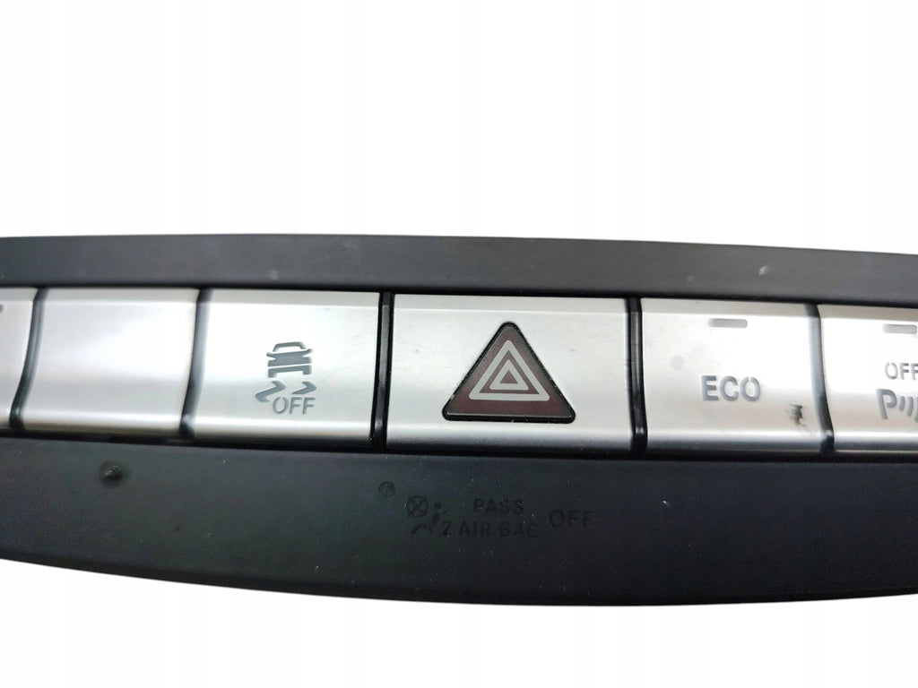 EMERGENCY LIGHT BUTTON MERCEDES ML W166 (2011-2015) A1668702510