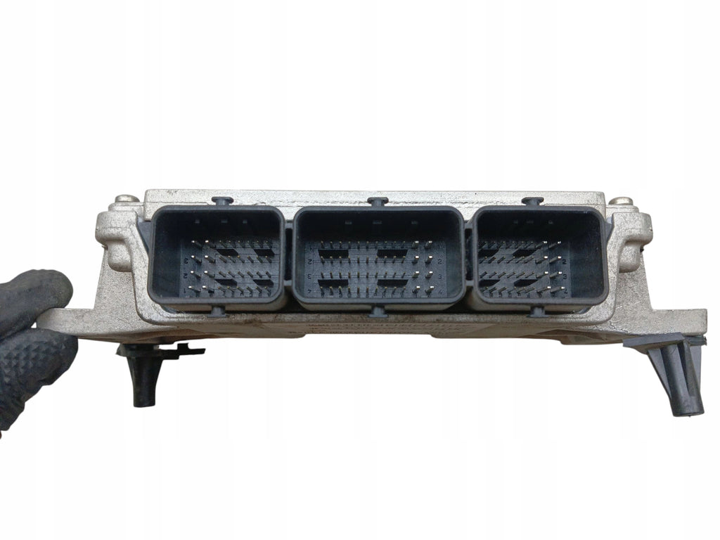 ENGINE COMPUTER PEUGEOT 407 2.0 16V RFN 9656567980