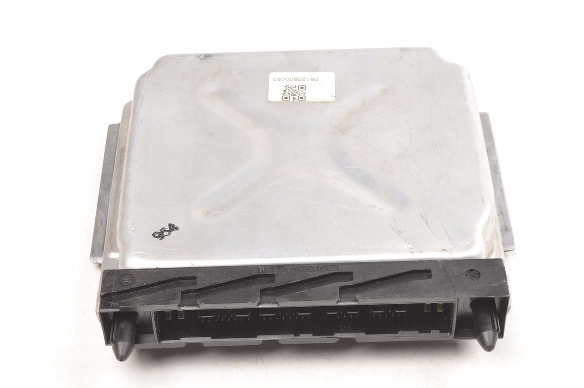 ENGINE COMPUTER VOLVO S60 AND V70 II 2.4 20V 140 KM MB079700-9540 30684877
