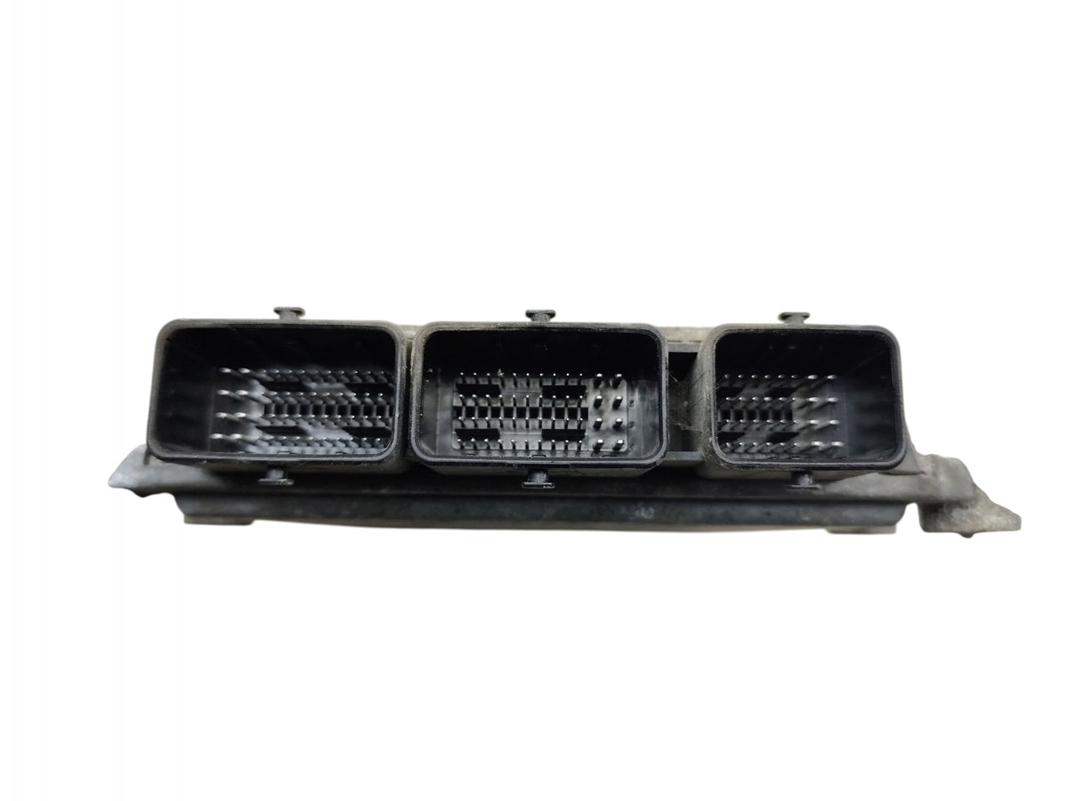 ENGINE COMPUTER VOLVO V50 S40 II 2.0 D D4204T 30729518